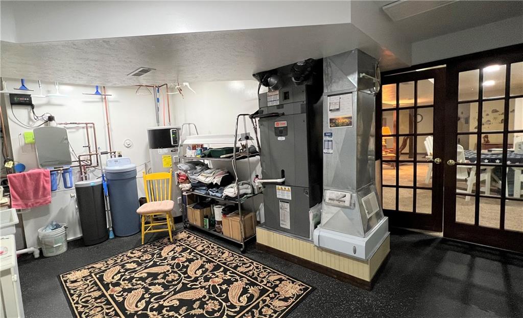 1673 Methodist Road Greenville, PA 16125 - Photo 22 of 25 a work room with furniture and a window
