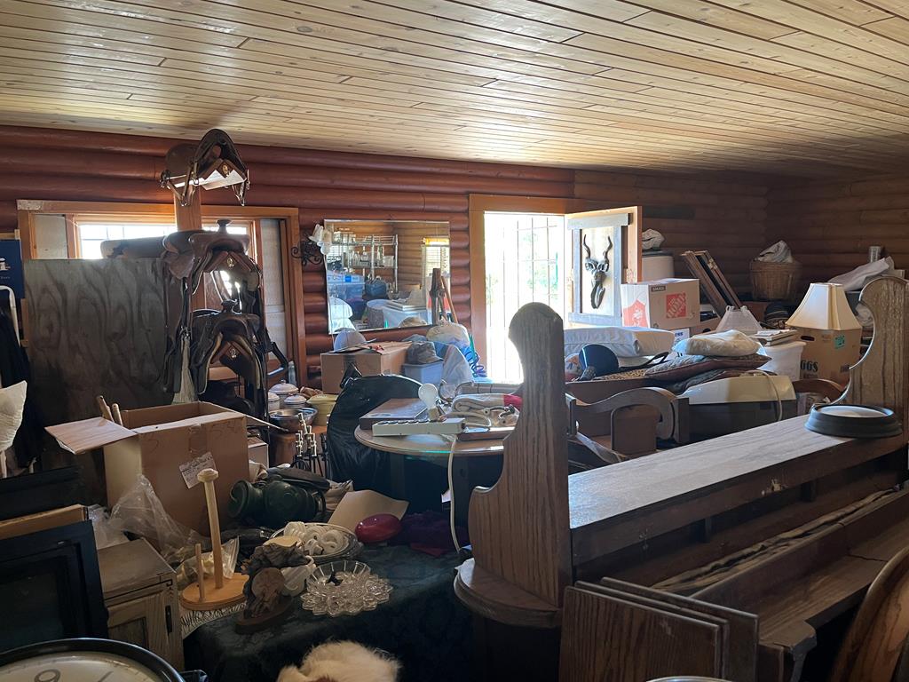 10319 Highway 55 Cascade, ID 83611 - Photo 18 of 23 Newer Tongue'n'Groove and Floors