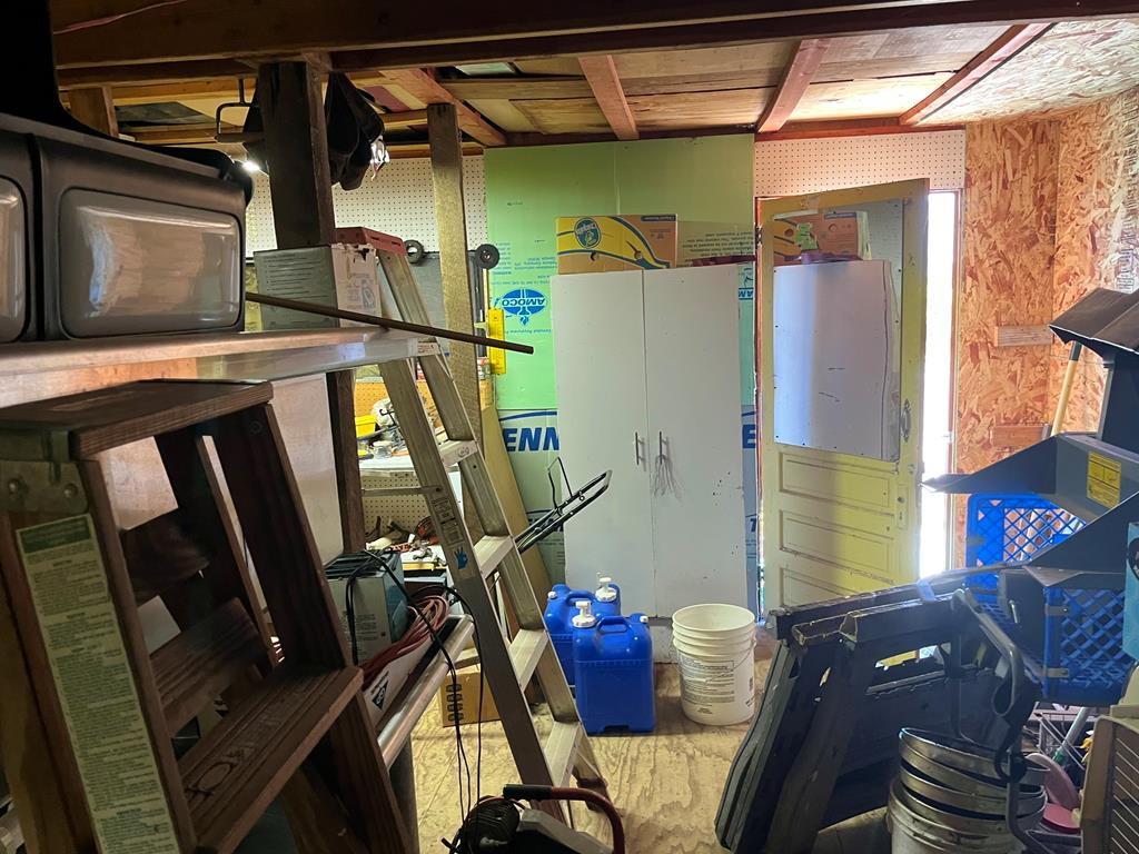 10319 Highway 55 Cascade, ID 83611 - Photo 19 of 23 Shed Interior