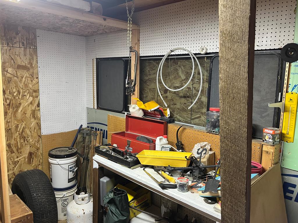 10319 Highway 55 Cascade, ID 83611 - Photo 20 of 23 Store Everything