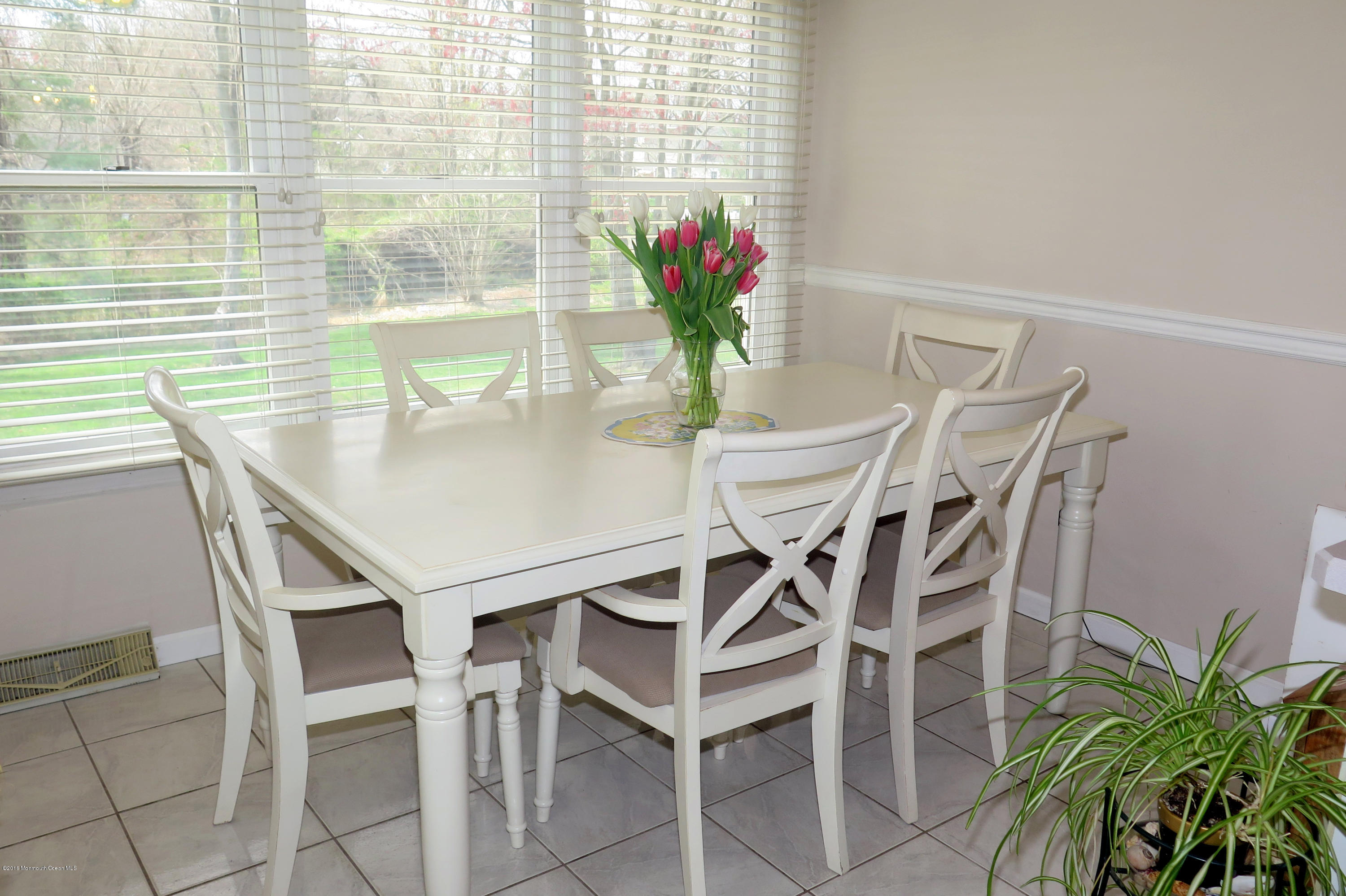 3 Chelsea Road Manalapan, NJ 07726 - Photo 11 of 26 1 Kitchen 2