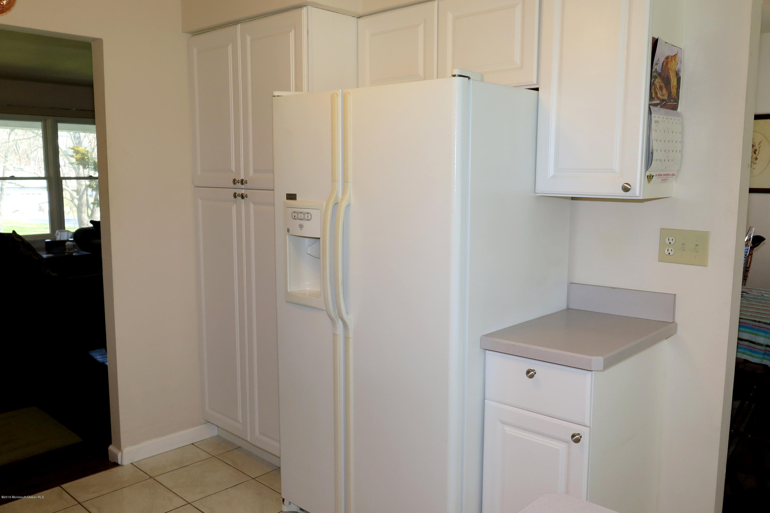 3 Chelsea Road Manalapan, NJ 07726 - Photo 8 of 26 Kitchen 4