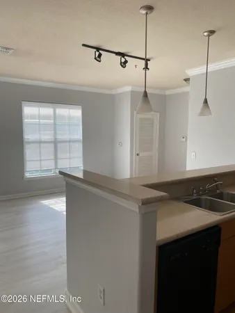 $1,275 | 8290 Gate Parkway, Unit 105, Jacksonville, FL 32216