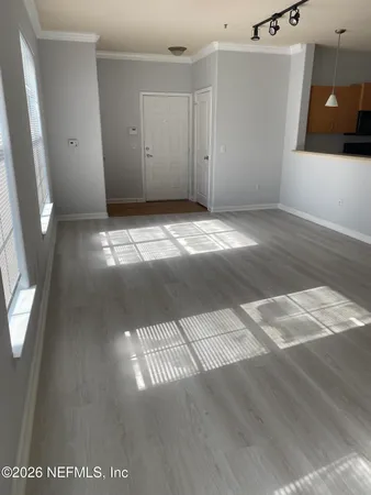 $1,275 | 8290 Gate Parkway, Unit 105, Jacksonville, FL 32216