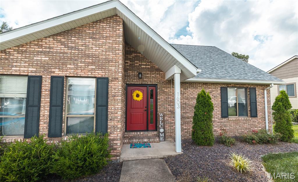 1603 Independence Road Rolla, MO 65401 - Photo 2 of 29