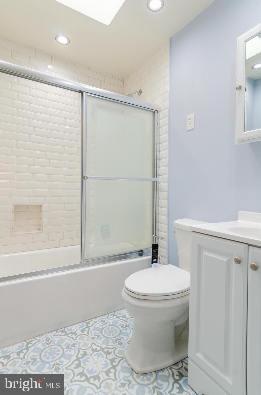 6749 Woodley Road Dundalk, MD 21222 - Photo 20 of 34 Gallery Image 20