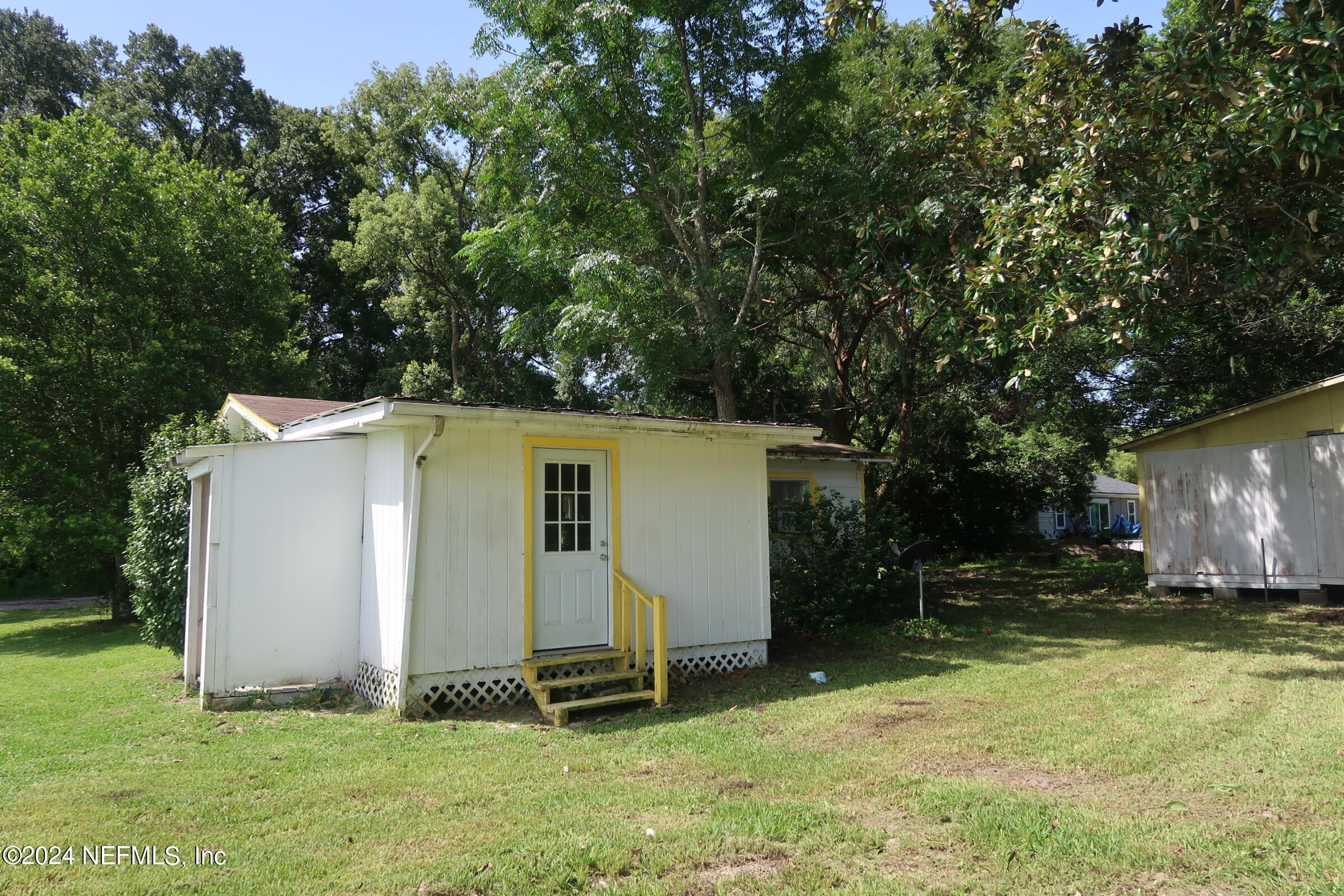 1048 Little Ruth Road Green Cove Springs, FL 32043 - Photo 4 of 11 IMG_1052
