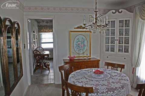 6351 Flushing Road Flushing, MI 48433 - Photo 5 of 23 20400832-4.JPG