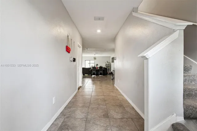 $385,000 | 7113 Ozello Trail Avenue, Sun City Center, FL 33573