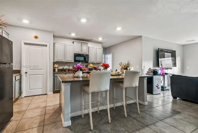 $385,000 | 7113 Ozello Trail Avenue, Sun City Center, FL 33573