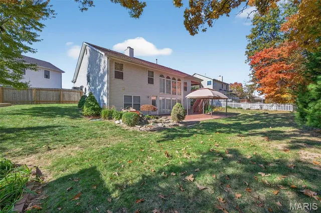 $430,000 | 1433 Schoal Creek Drive, St. Peters, MO 63366
