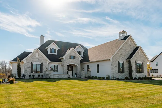 $2,150,000 | 20285 Newport Lane, Brookfield, WI 53045