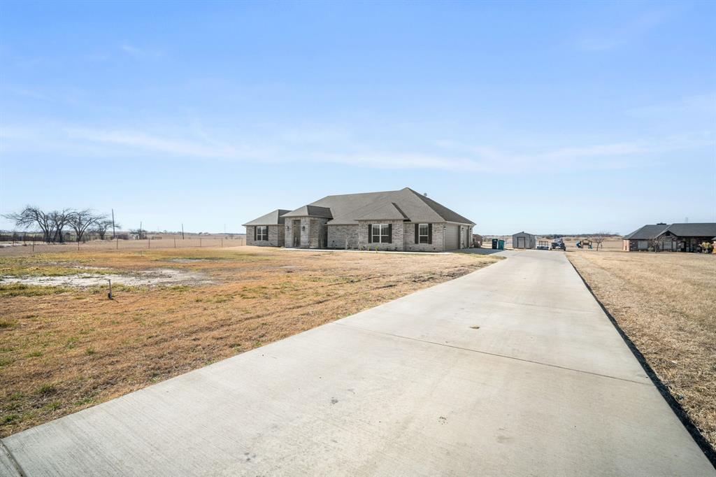 10405 Singleton Road Midlothian, TX 76065 - Photo 31 of 39