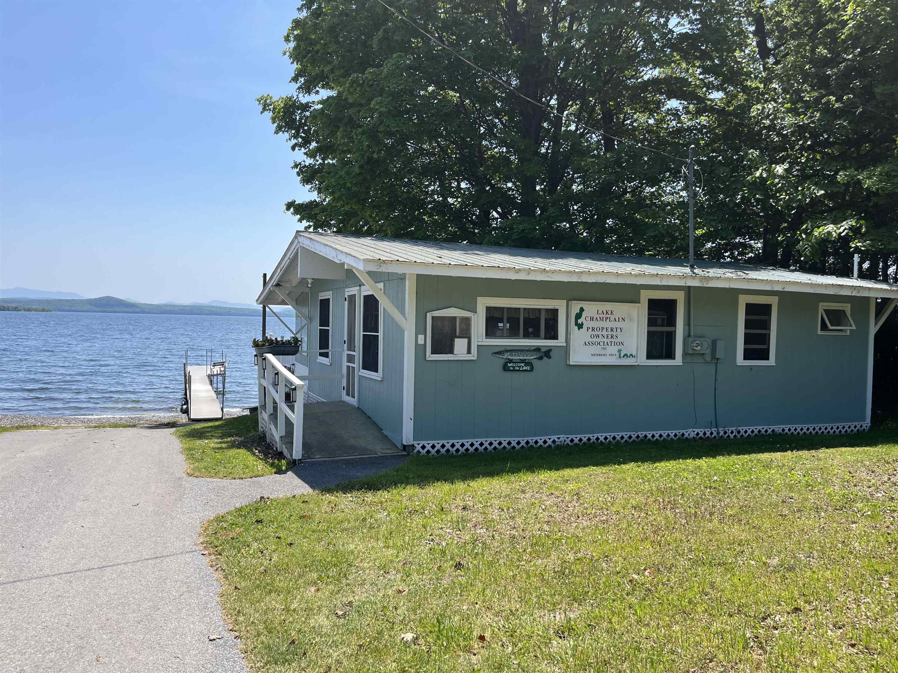 7 Vessel Road Grand Isle, VT 05458 - Photo 24 of 37