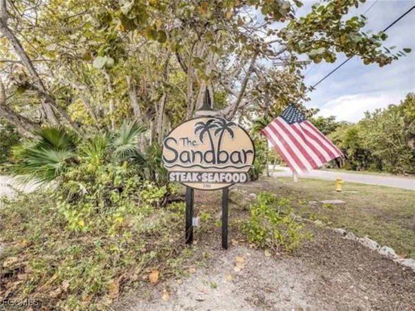 $1,500,000 | 2761 West Gulf Drive, Sanibel, FL 33957