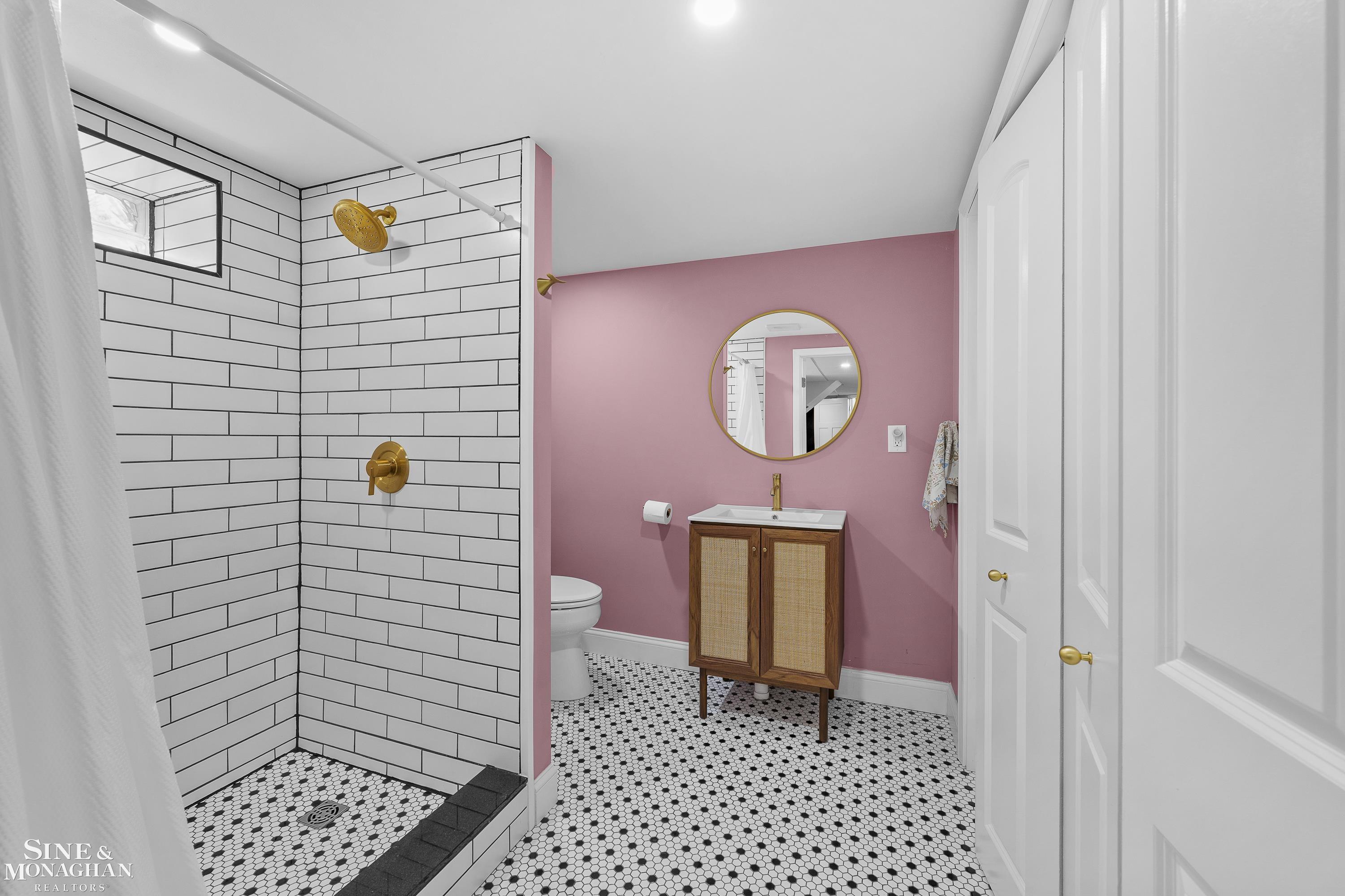 1231 Grayton Street Grosse Pointe, MI 48230 - Photo 37 of 53 50209299-374c0eb2-0de5-416b-a292-c4f7bb54c25c.JPG