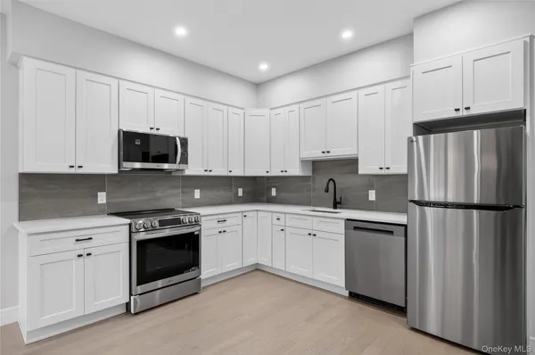 $2,850 | 10 Market Street, Unit A, Wappingers Falls, NY 12590