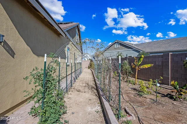 $2,850 | 20320 South 230th Place, Queen Creek, AZ 85142