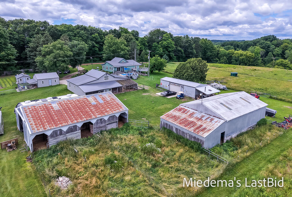 12915 Cassidy Road Bellevue, MI 49021 - Photo 37 of 128 12915CassidyRd-39LoRes