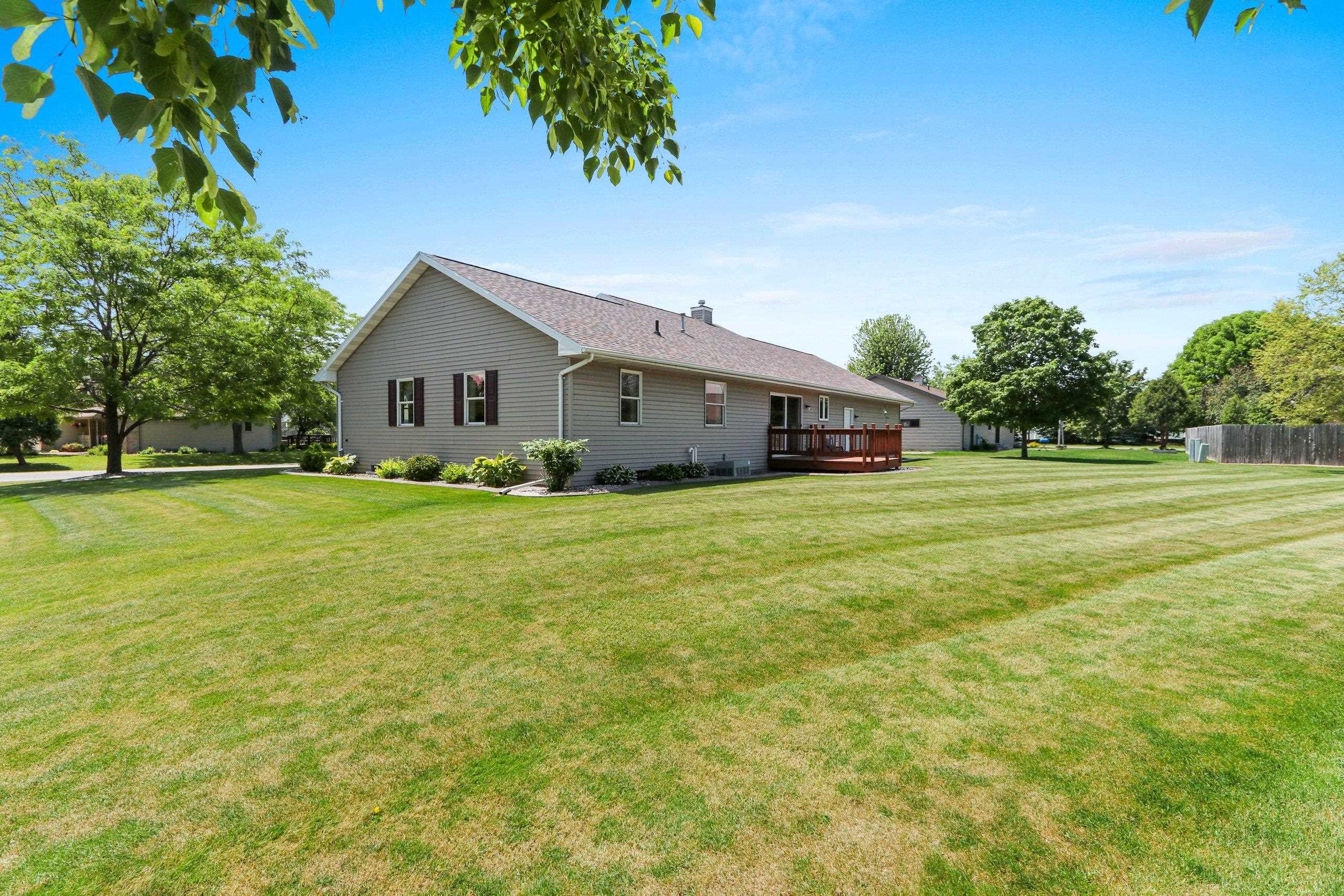 W3082 Whitepine Road Appleton, WI 54915 - Photo 9 of 56
