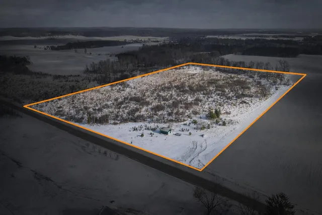 $125,000 | 5143 South 8 Mile Road, Falmouth, MI 49632