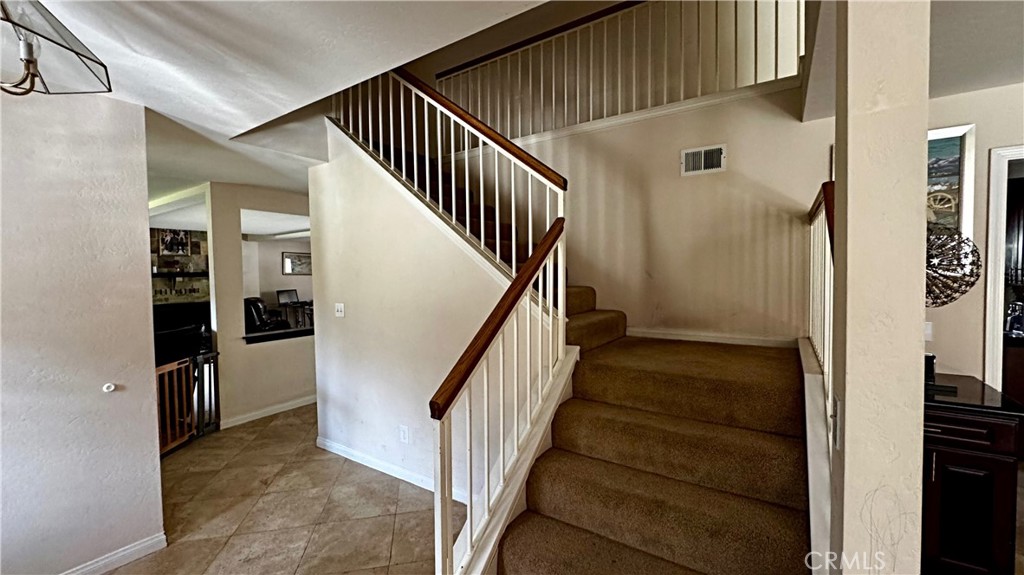132 Rio Del Loma Kernville, CA 93238 - Photo 19 of 33 a view of entryway