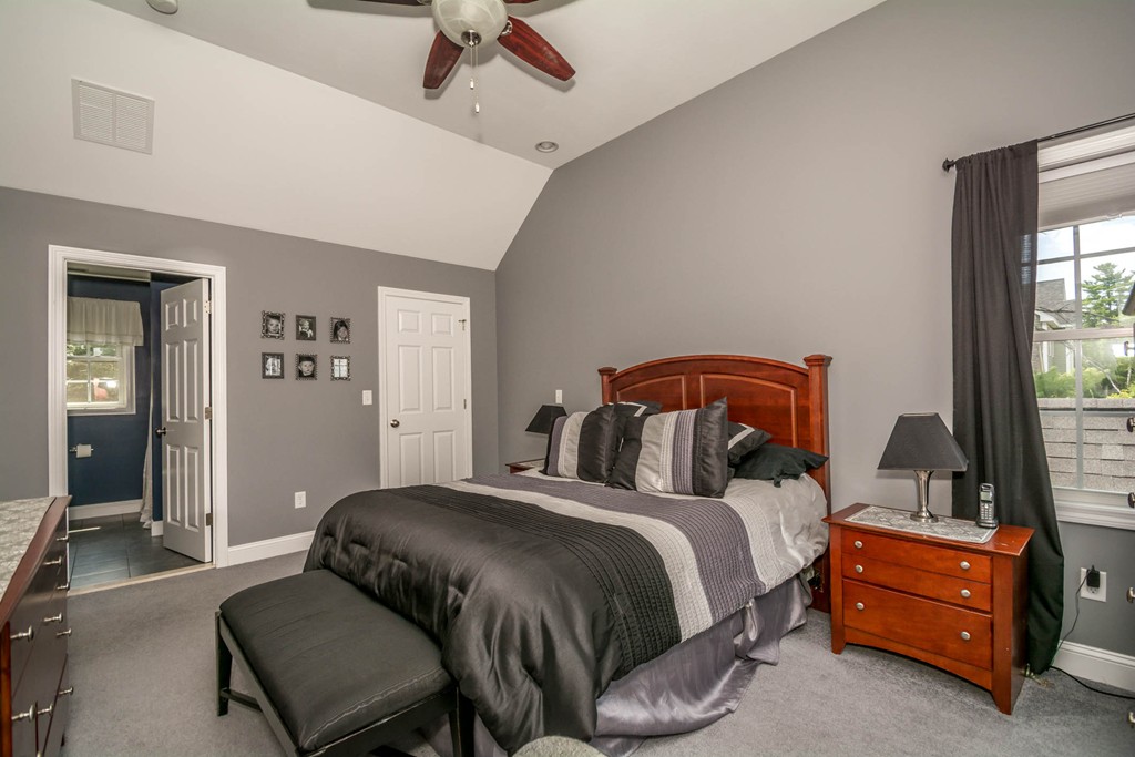 68 Clement Road Dracut, MA 01826 - Photo 21 of 30
