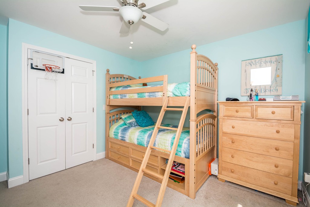 68 Clement Road Dracut, MA 01826 - Photo 25 of 30