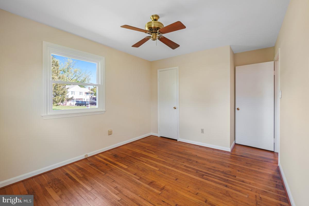 18804 Willow Grove Road Olney, MD 20832 - Photo 28 of 47 Gallery Image 28