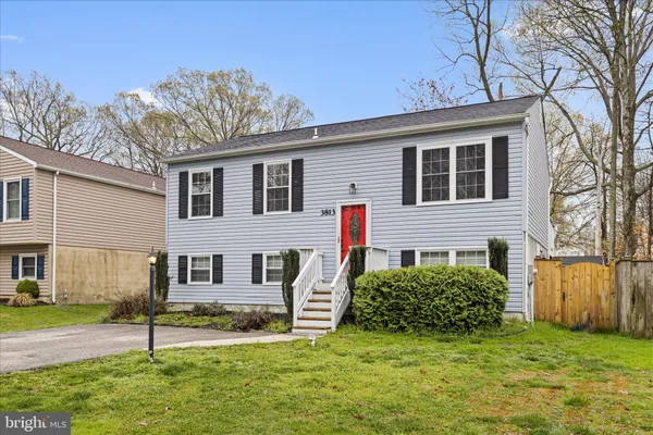 $3,200 | 3813 8th Street, North Beach, MD 20714