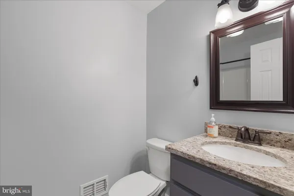 $3,200 | 3813 8th Street, North Beach, MD 20714