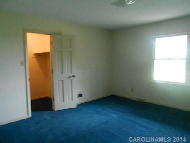 2271 Hicklin Bridge Road Edgemoor, SC 29712 - Photo 9 of 11