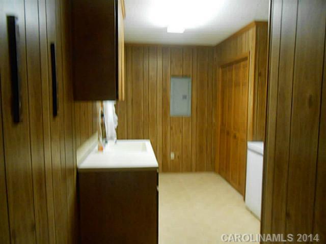 2271 Hicklin Bridge Road Edgemoor, SC 29712 - Photo 10 of 11