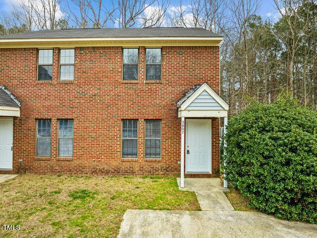 2807 Ferret Court Raleigh, NC 27610 - Photo 2 of 14 4-custom-DJI_0516
