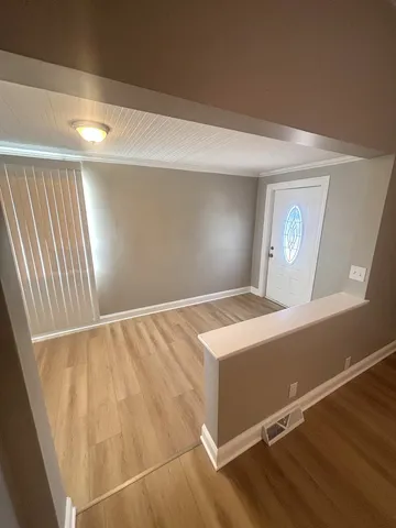 $249,900 | 756 Walnut Avenue, Elgin, IL 60123