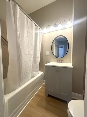 $249,900 | 756 Walnut Avenue, Elgin, IL 60123