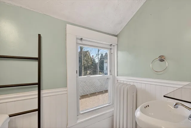 $2,000 | 306 Edge Hill Road, Unit R, Milton, MA 02186