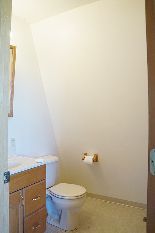 3526 East 2179th Road Ottawa, IL 61350 - Photo 49 of 58 a white toilet sitting next to a white wall