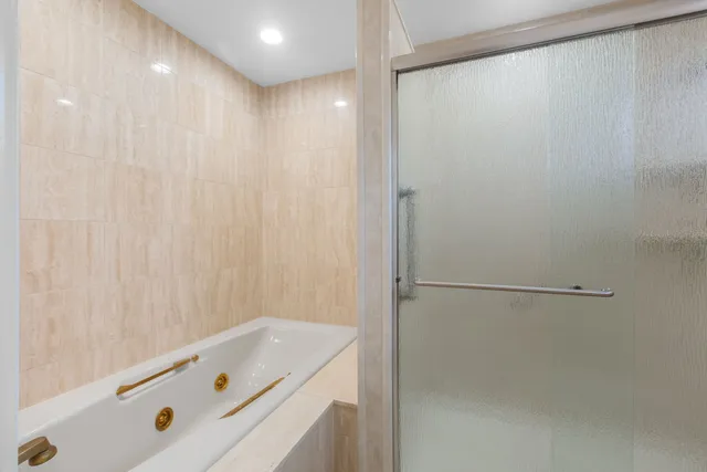 $4,350 | 336 Burchell Avenue, Highwood, IL 60040