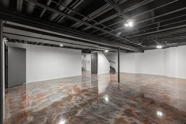 $4,350 | 336 Burchell Avenue, Highwood, IL 60040