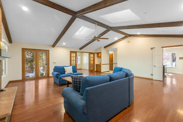 $4,350 | 336 Burchell Avenue, Highwood, IL 60040