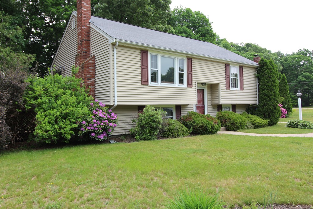 325 Cowell Road, Unit 325 Wrentham, MA 02093 - Photo 1 of 30 Gallery Image 1