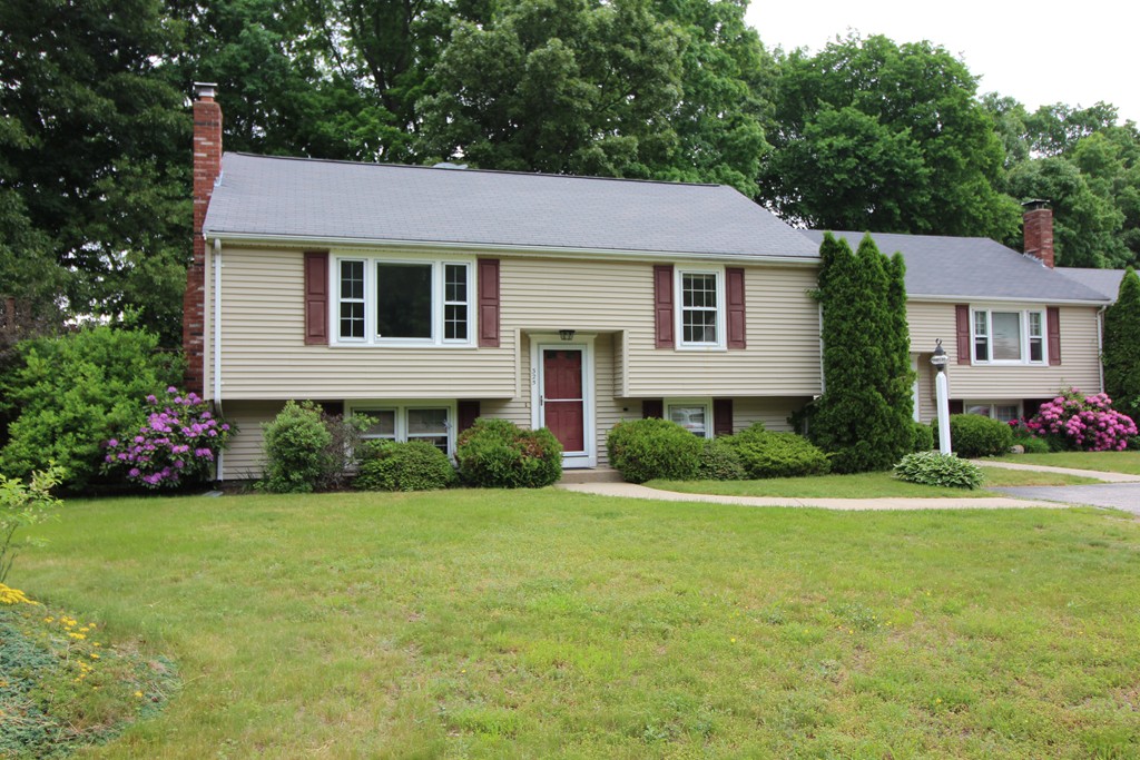 325 Cowell Road, Unit 325 Wrentham, MA 02093 - Photo 2 of 30 Gallery Image 2