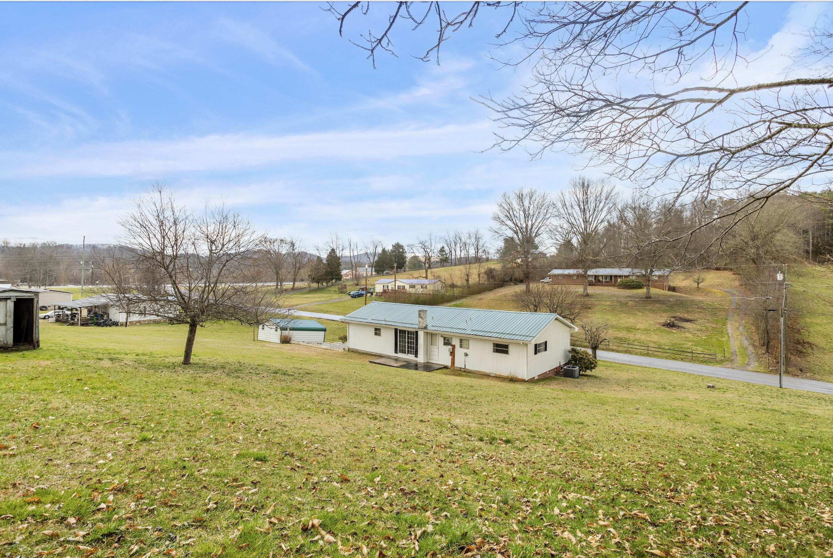 144 Rooty Branch Road Bristol, TN 37620 - Photo 28 of 34 Rooty Branch 28