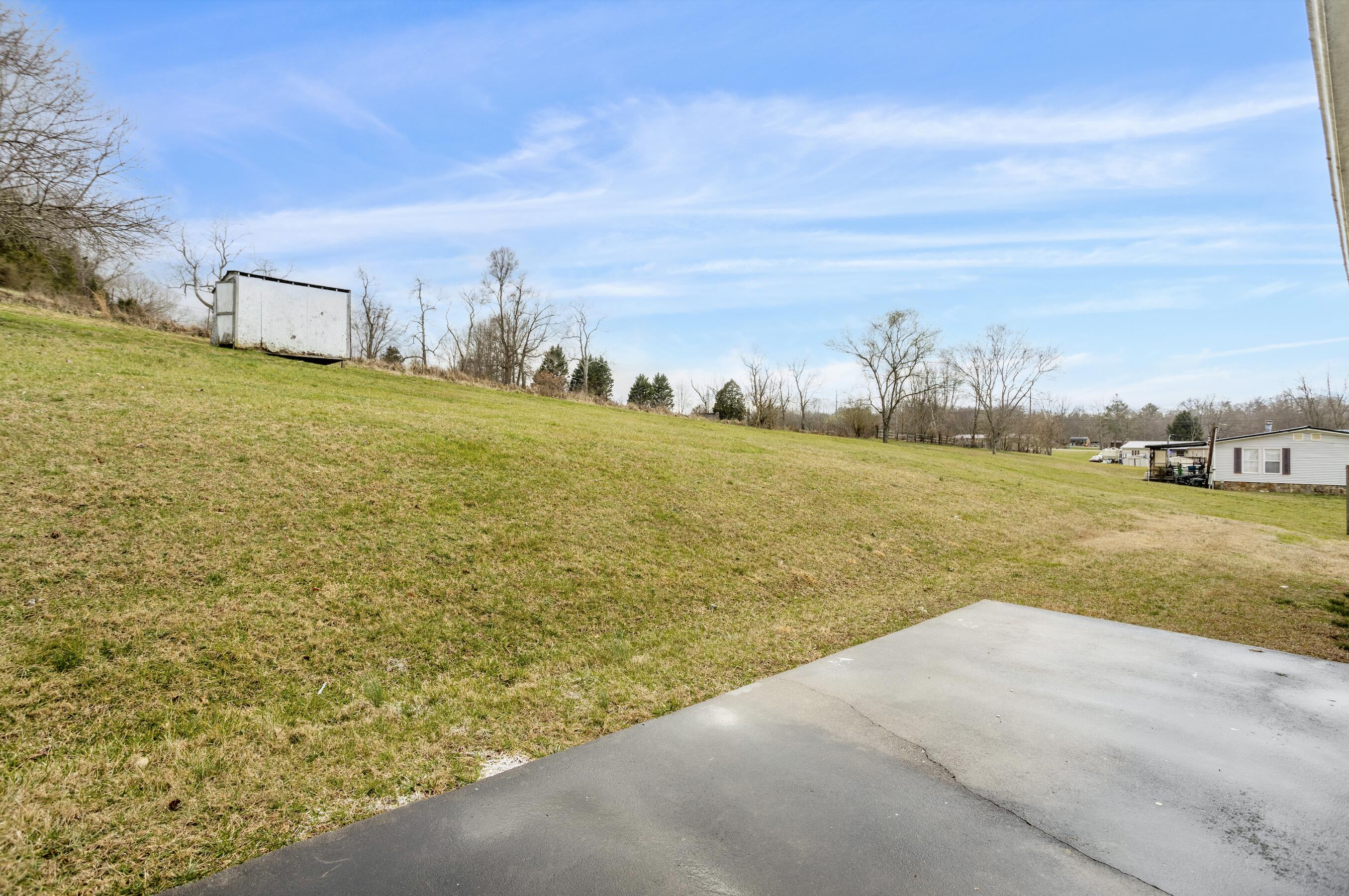 144 Rooty Branch Road Bristol, TN 37620 - Photo 31 of 34 Rooty Branch 31