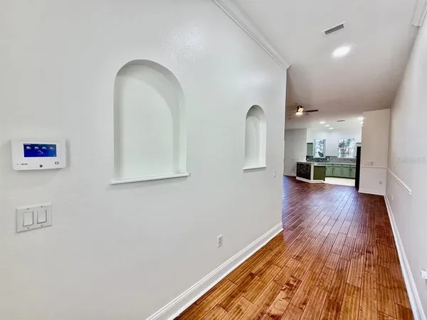 $2,350 | 8614 Miramar Terrace Circle, Unit 8614, Temple Terrace, FL 33637