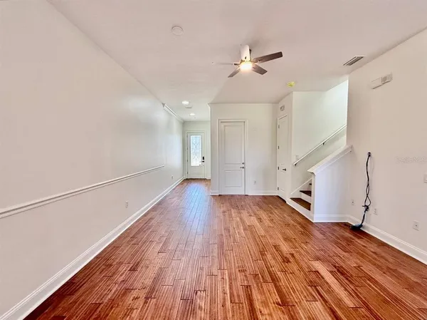 $2,350 | 8614 Miramar Terrace Circle, Unit 8614, Temple Terrace, FL 33637