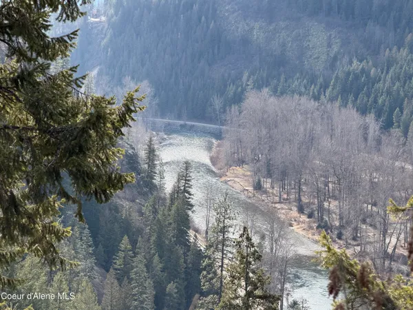 $1,400,000 | Nna Cda River, Kingston, ID 83839