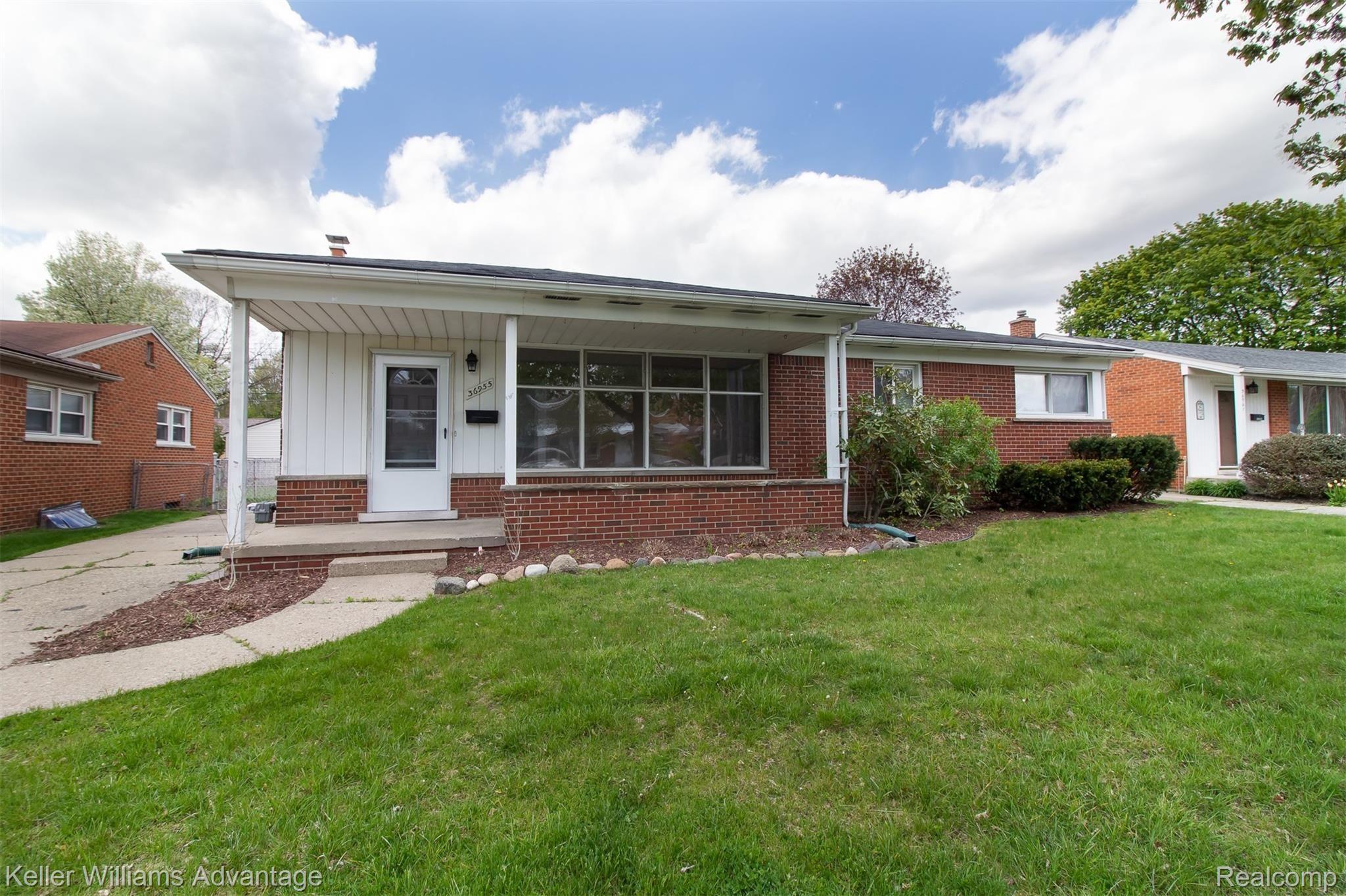 36955 Greenbush Road Wayne, MI 48184 - Photo 30 of 36 GreenbushRd_36955_Front_03.jpg