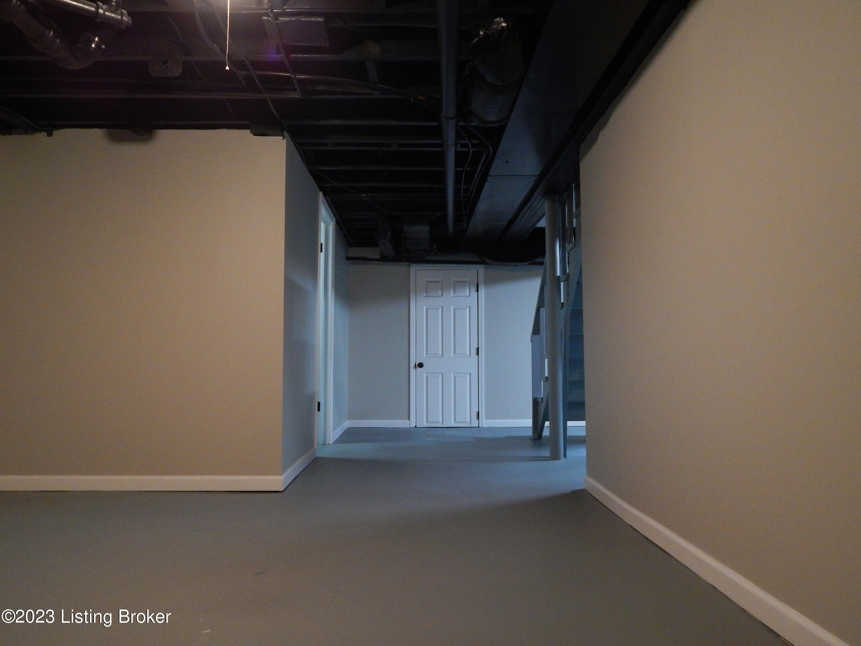 3220 Wessel Road Louisville, KY 40216 - Photo 21 of 27 DSCN2108